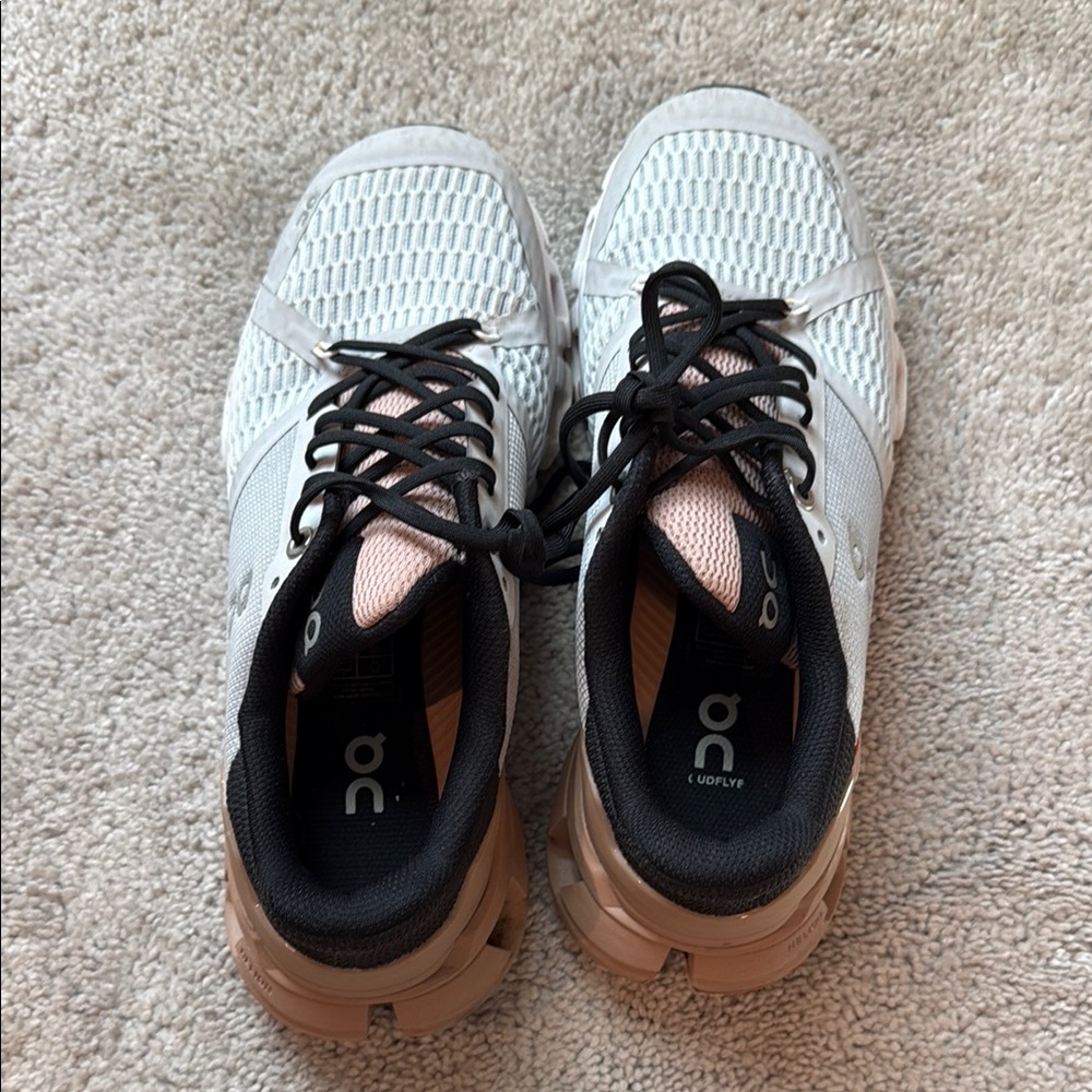 On Running White and Tan Sneakers Minimalist Design